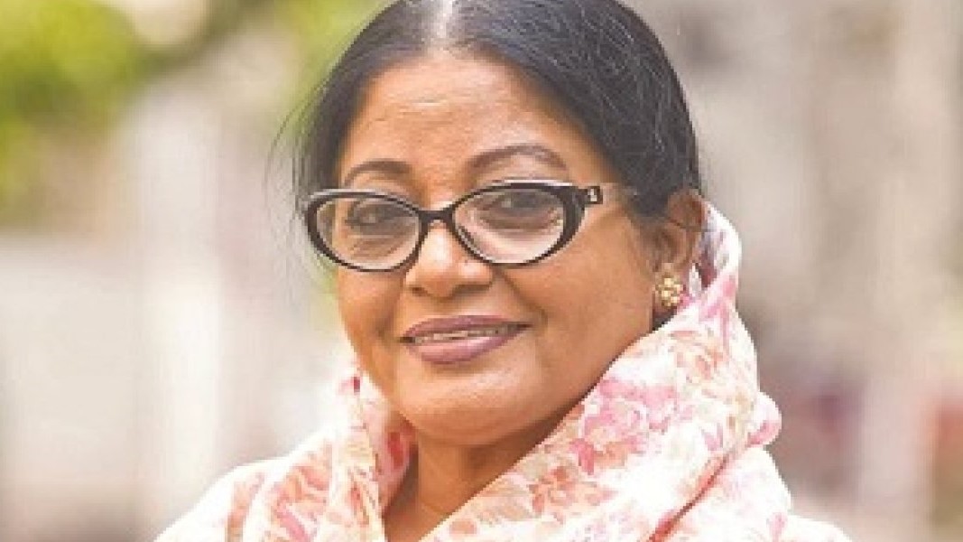 সিনেমা ইন্ডাস্ট্রিতে পারিশ্রমিকের ৩৪ লাখ  টাকা রেখে এসেছি: ডলি জহুর